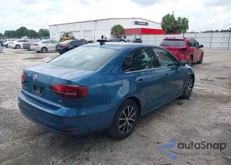 2018 Volkswagen Jetta 1.4T Se/1.4T Wolfsburg Edition z USA, uszkodzony, nr VIN 3VWDB7AJ2JM261704